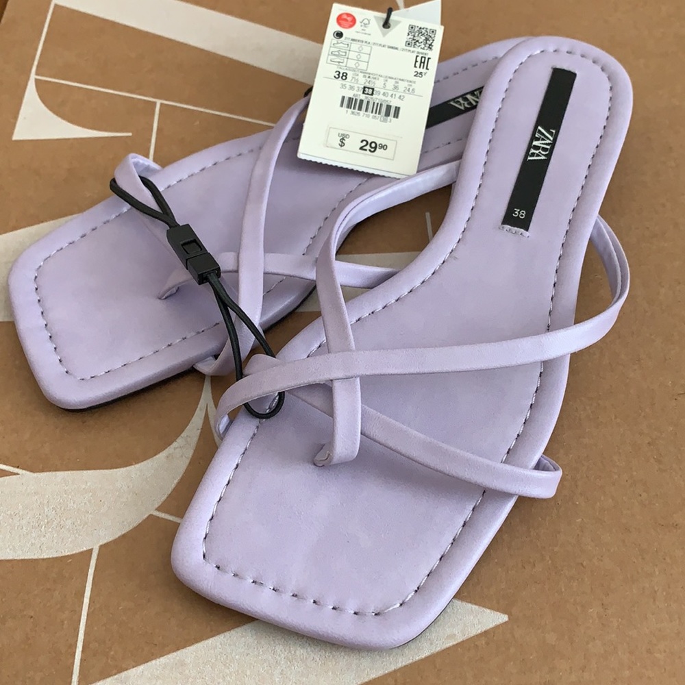 Zara Flat Strappy Sandals 7.5 in Purple